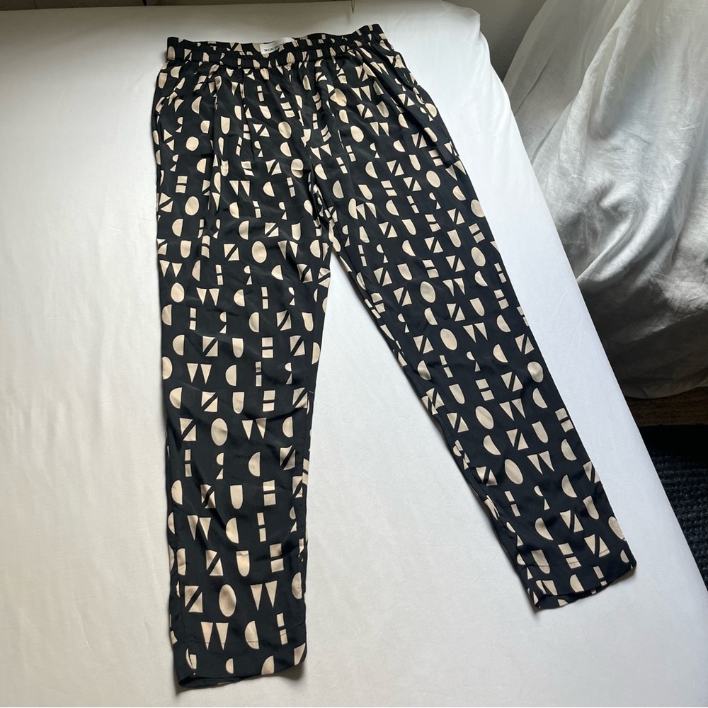 WON HUNDRED black tan semi sheer geo print tapered slim leg cropped pants